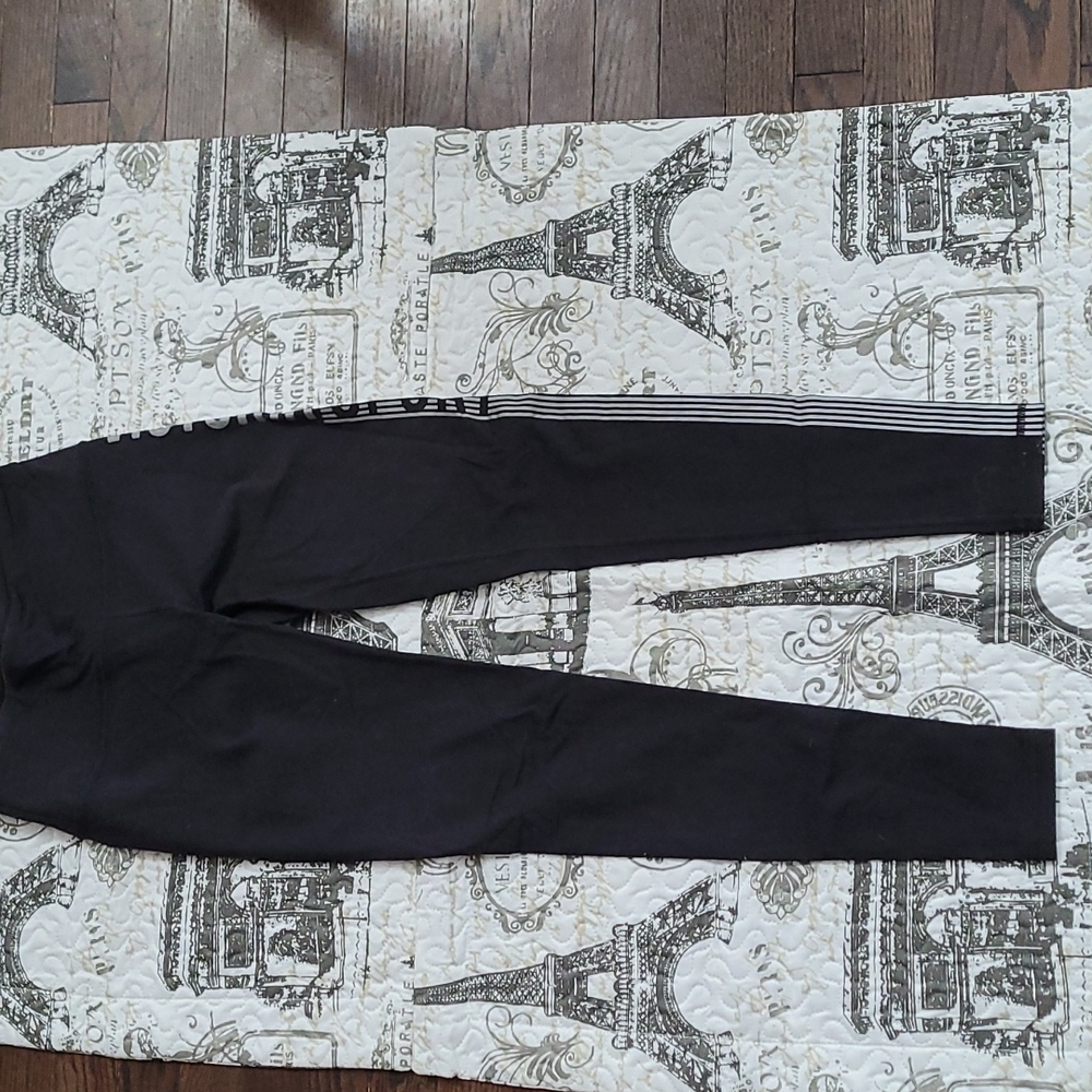 Victoria Secrets leggings